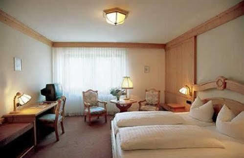 Gasthaus Auerhahn Baden-Baden Extérieur photo