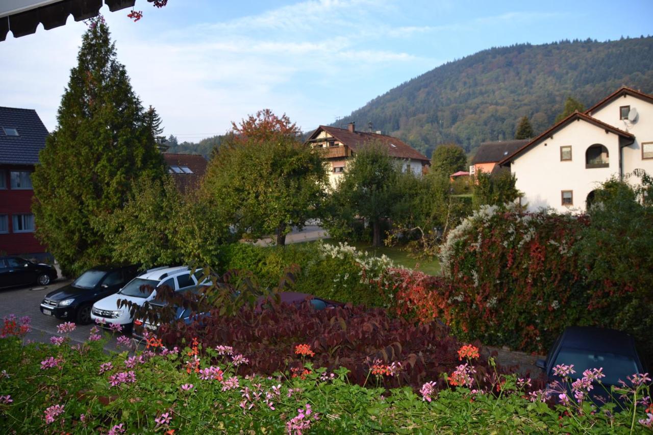 Gasthaus Auerhahn Baden-Baden Extérieur photo